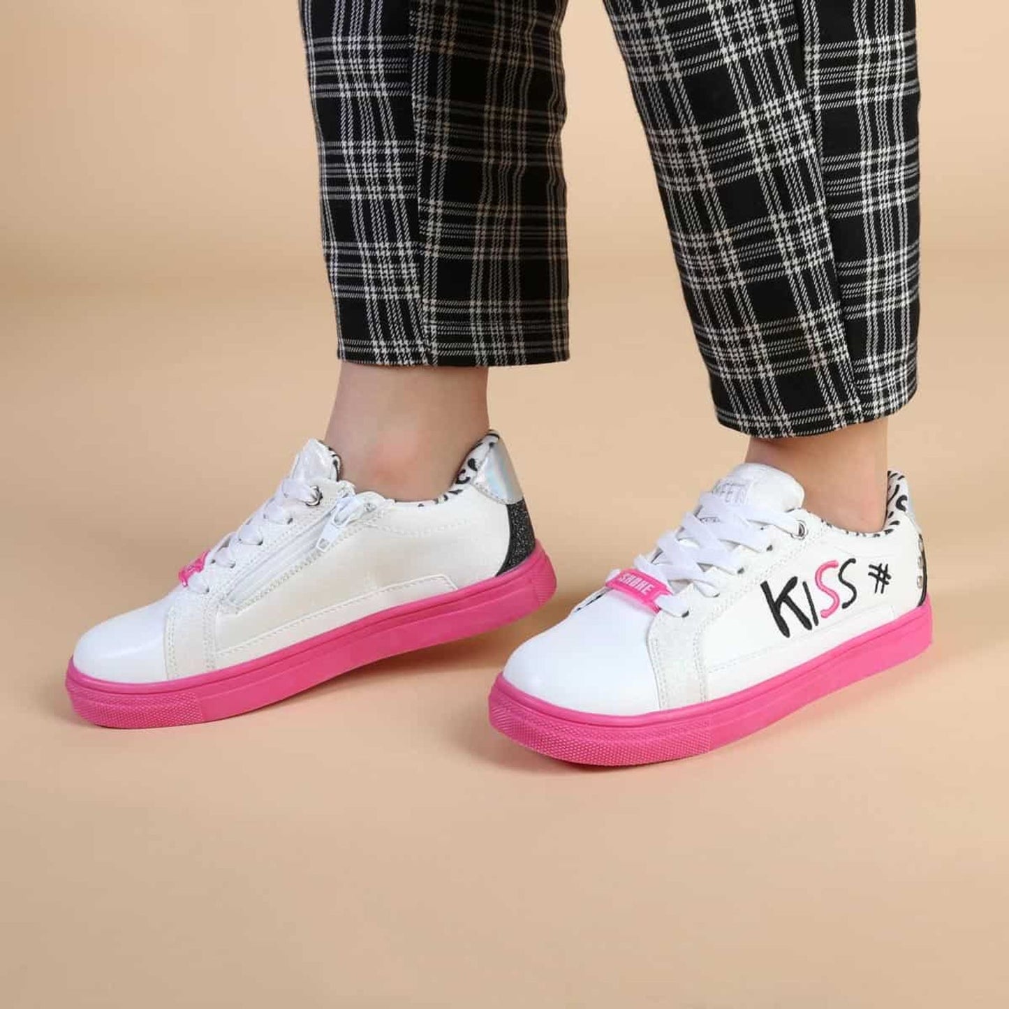 Glanzende sneakers 